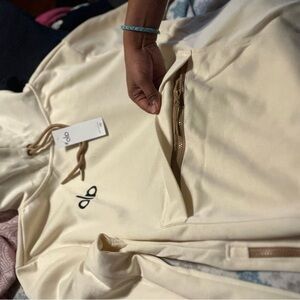 ALO Yoga Cream Drawstring Hoodie with Branded Tag